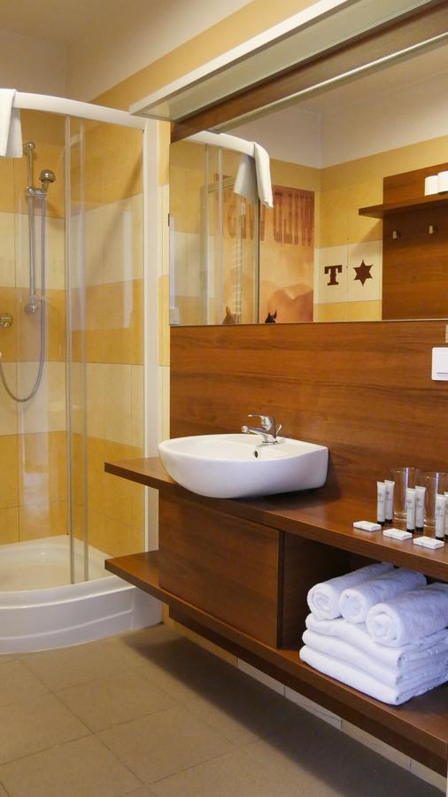 Hotel Texas - Żory Eksteriør bilde